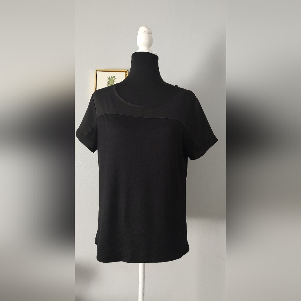 Top Blouse Women 41 hawthorne Black Size large Short Sleeves New Out Tags